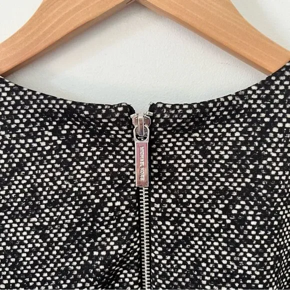 MICHAEL Michael Kors Black and White Sleeveless Blouse - Picture 6 of 10